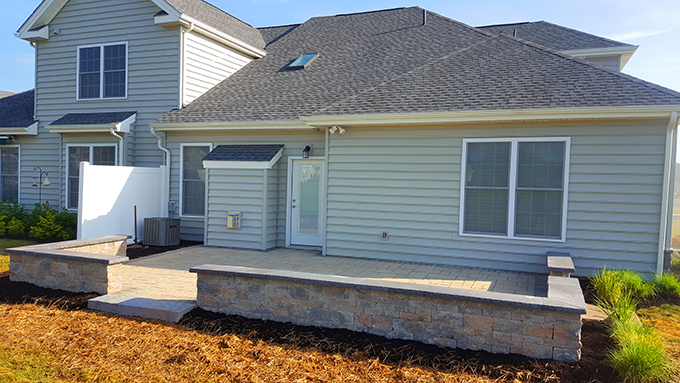 Townhome patio and seatwall