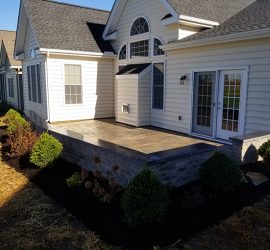 Patio with Curved Seat Wall