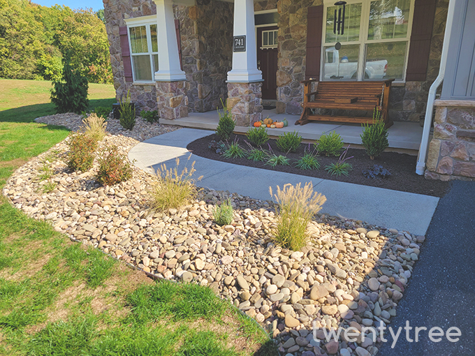 Fireplace, patio and Landscaping
