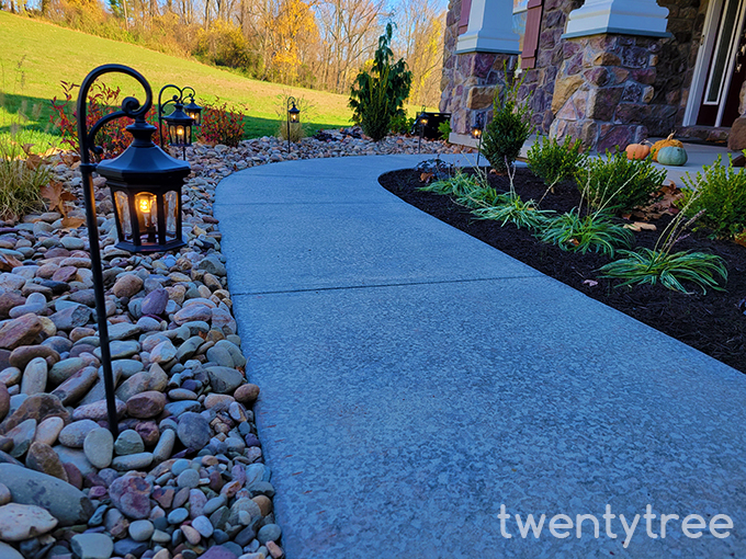 Fireplace, patio and Landscaping